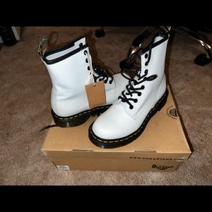 White 1460 W Doc Martens